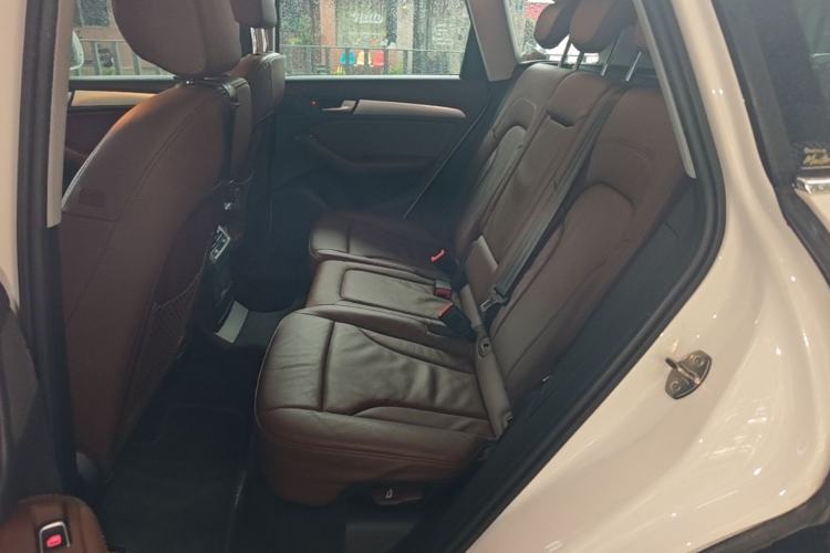 Used Audi Q5 2017 Plus 40 TFSI Technology Model Left Rear Seat