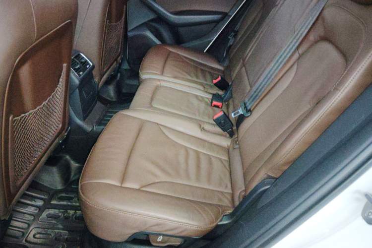 Used Audi Q5 2017 40 TFSI Technology Edition Left Rear Seat