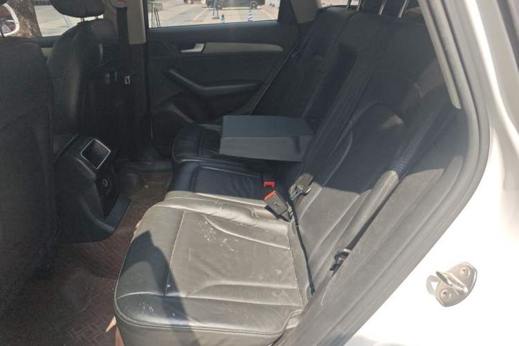 Used Audi Q5 2017 40 TFSI Ambition Edition Left Rear Seat
