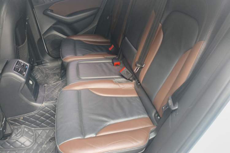 Used Audi Q5 2017 40 TFSI Technology Edition Left Rear Seat