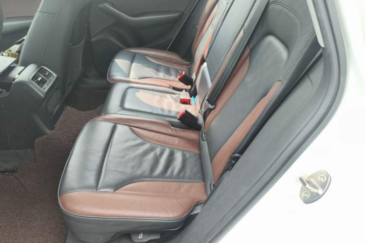 Used Audi Q5 2017 Plus 40 TFSI Technology Model Left Rear Seat