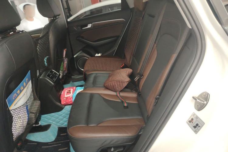 Used Audi Q5 2017 40 TFSI Comfort Model Left Rear Seat