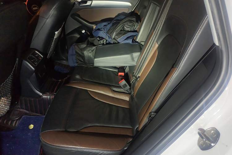 Used Audi Q5 2017 Plus 40 TFSI Technology Model Left Rear Seat