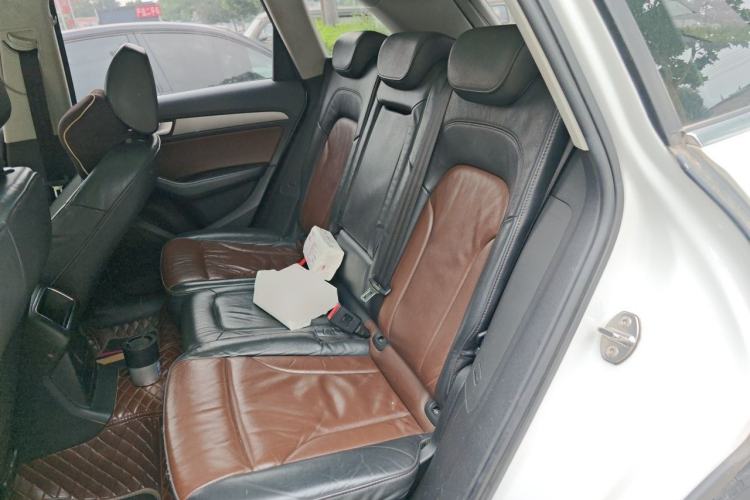 Used Audi Q5 2017 40 TFSI Ambition Edition Left Rear Seat