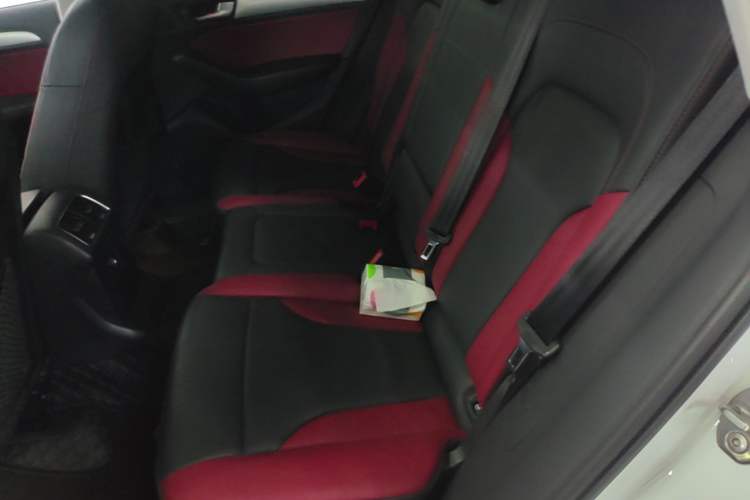 Used Audi Q5 2017 Plus 40 TFSI Technology Model Left Rear Seat