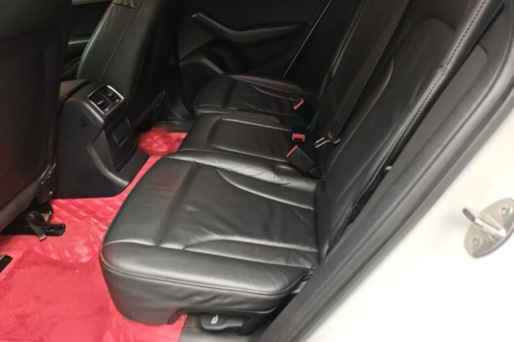 Used Audi Q5 2017 Plus 40 TFSI Ambition Model Left Rear Seat