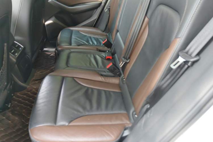 Used Audi Q5 2017 40 TFSI Technology Edition Left Rear Seat