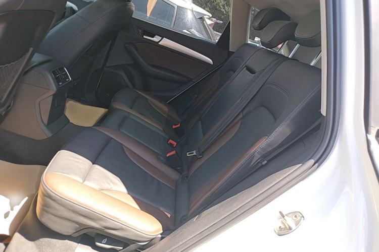 Used Audi Q5 2017 Plus 40 TFSI Technology Model Left Rear Seat