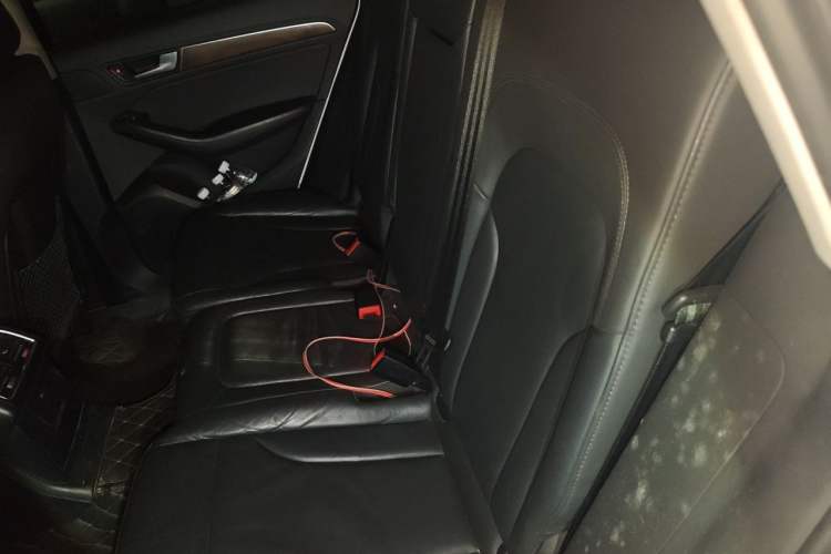 Used Audi Q5 2017 40 TFSI Luxury Model Left Rear Seat
