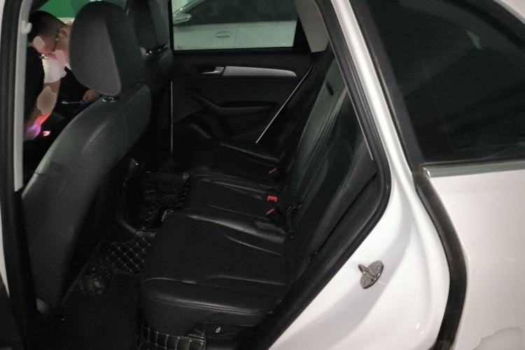 Used Audi Q5 2017 40 TFSI Ambition Edition Left Rear Seat