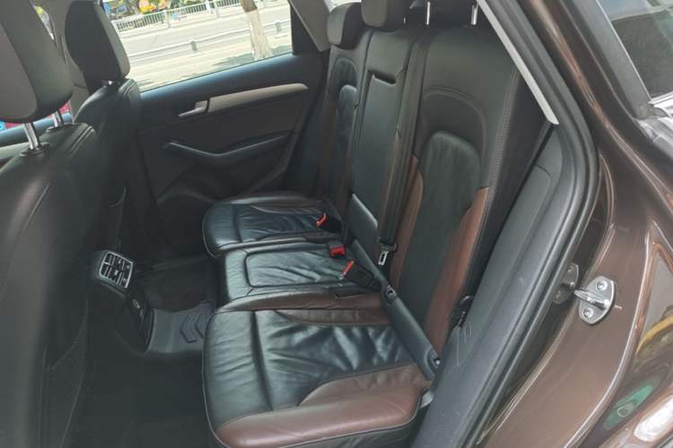 Used Audi Q5 2017 40 TFSI Technology Edition Left Rear Seat