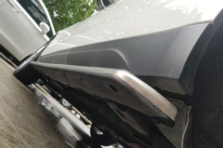 Used Audi Q5 2017 40 TFSI Technology Edition Left Side Sill