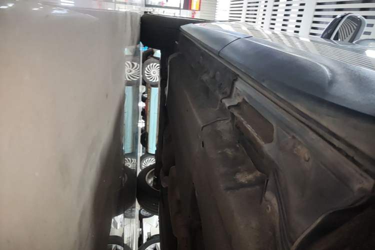Used Audi Q5 2017 40 TFSI Technology Edition Left Side Sill