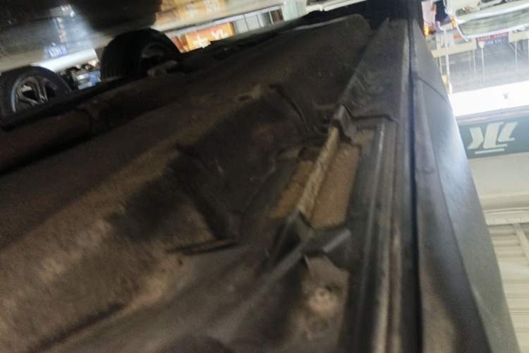 Used Audi Q5 2017 40 TFSI Technology Edition Left Side Sill