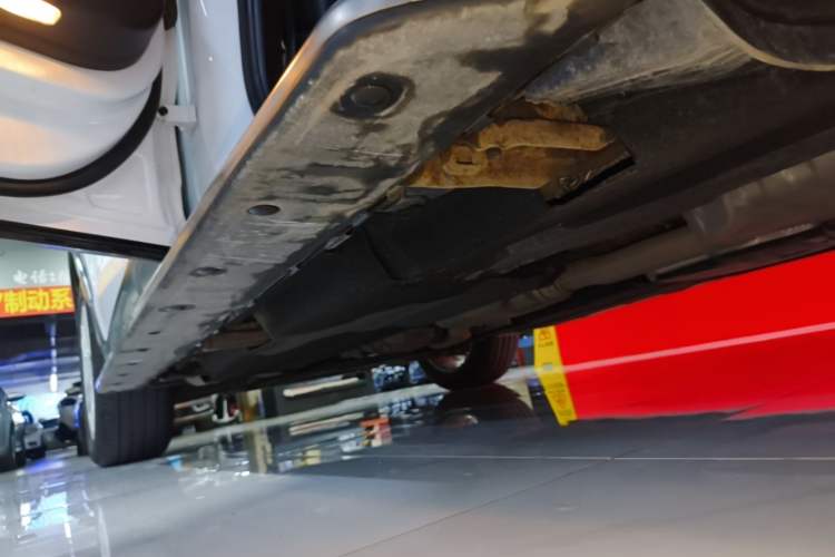 Used Audi Q5 2017 Plus 40 TFSI Technology Model Left Side Sill
