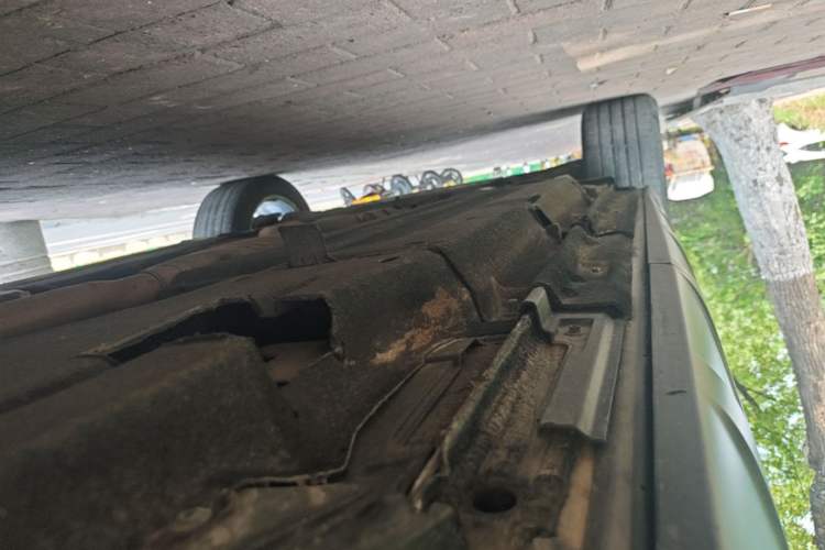 Used Audi Q5 2017 Plus 40 TFSI Technology Model Left Side Sill