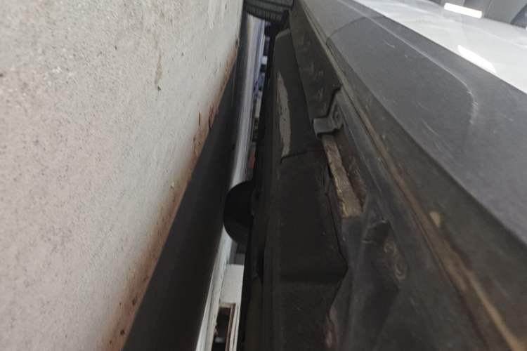 Used Audi Q5 2017 40 TFSI Technology Edition Left Side Sill