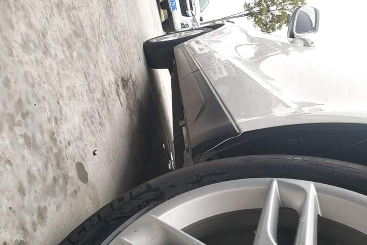 Used Audi Q5 2017 40 TFSI Comfort Model Left Side Sill