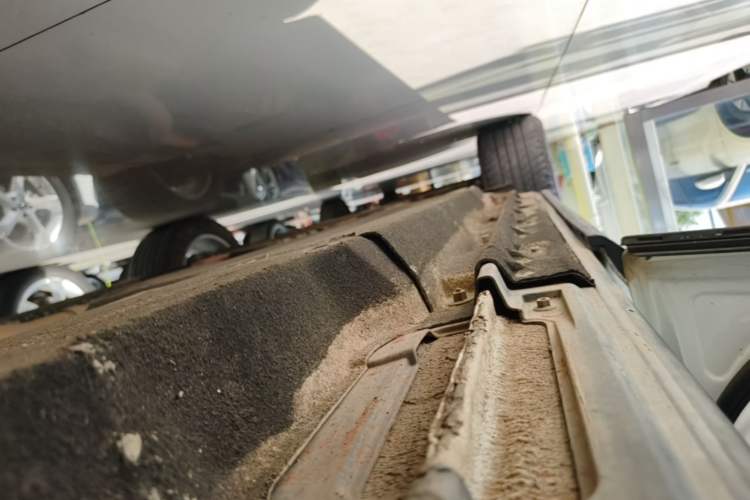 Used Audi Q5 2017 40 TFSI Technology Edition Left Side Sill