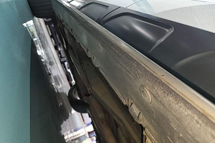 Used Audi Q5 2017 Plus 40 TFSI Technology Model Left Side Sill