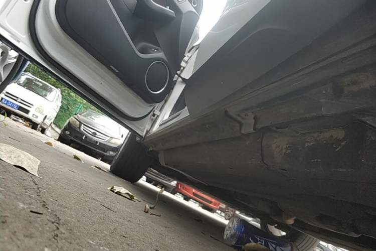 Used Audi Q5 2017 40 TFSI Comfort Model Left Side Sill