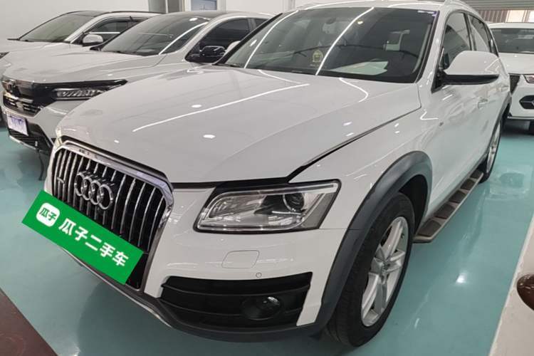 Used Audi Q5 2017 Plus 40 TFSI Technology Model Guazi used car, China used car export, Used car for sale, Used Audi cars, Cheapest cars for sale