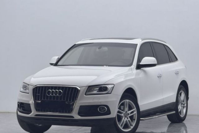 Used Audi Q5 2017 40 TFSI Comfort Model