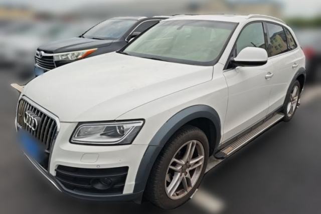 Used Audi Q5 2017 Plus 40 TFSI Technology Model