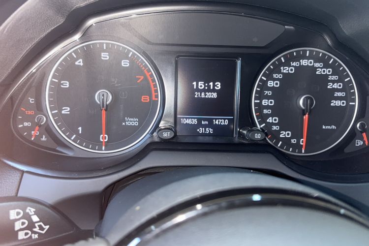 Used Audi Q5 2017 Plus 40 TFSI Technology Model Odometer Close Up