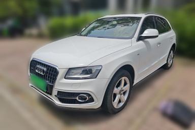 Used Audi Q5 2017 Plus 40 TFSI Ambition Model