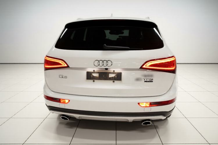 Used Audi Q5 2017 Plus 40 TFSI Technology Model Rear