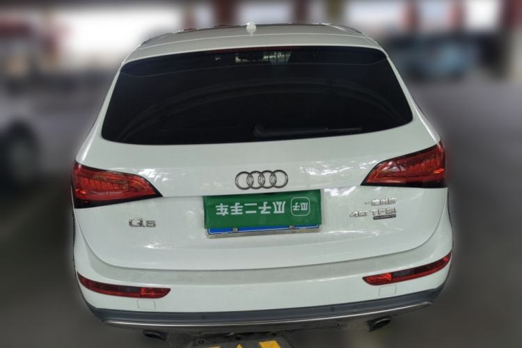 Used Audi Q5 2017 Plus 40 TFSI Comfort Model Rear
