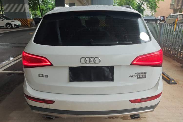 Used Audi Q5 2017 Plus 40 TFSI Technology Model Rear
