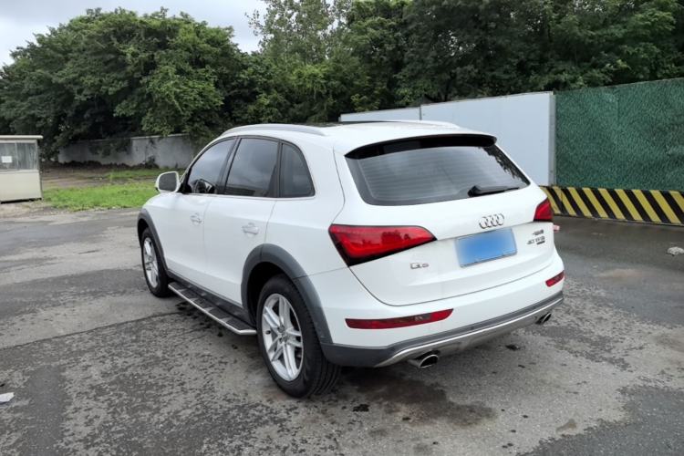 Used Audi Q5 2017 Plus 40 TFSI Technology Model Rear Left 45 Deg
