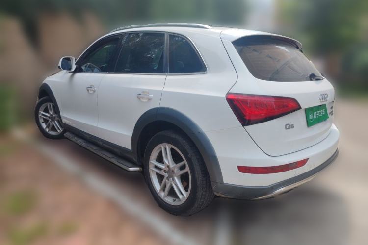 Used Audi Q5 2017 Plus 40 TFSI Technology Model Rear Left 45 Deg