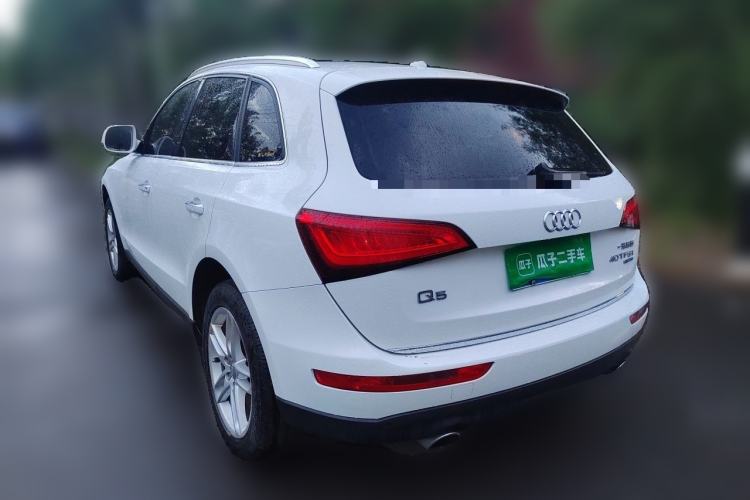 Used Audi Q5 2017 40 TFSI Comfort Model Rear Left 45 Deg