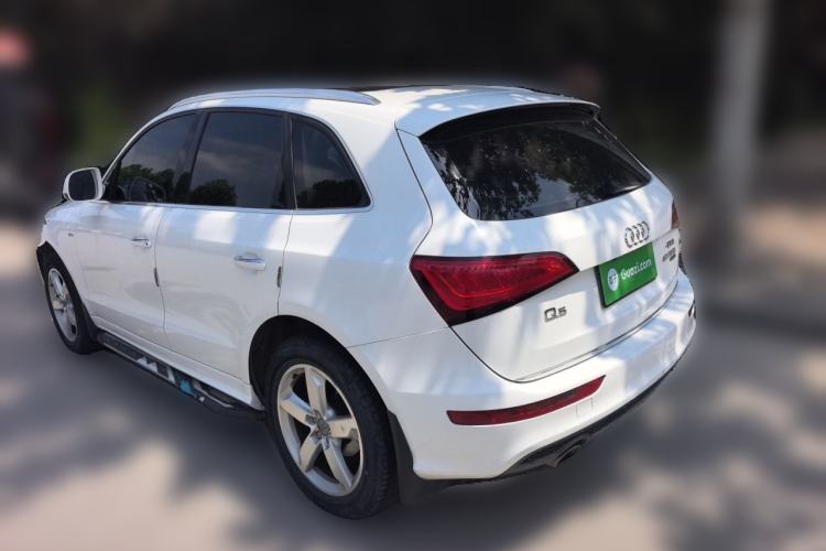 Used Audi Q5 2017 Plus 40 TFSI Ambition Model Rear Left 45 Deg
