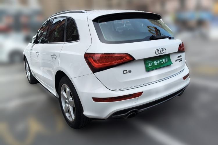 Used Audi Q5 2017 Plus 40 TFSI Ambition Model Rear Left 45 Deg