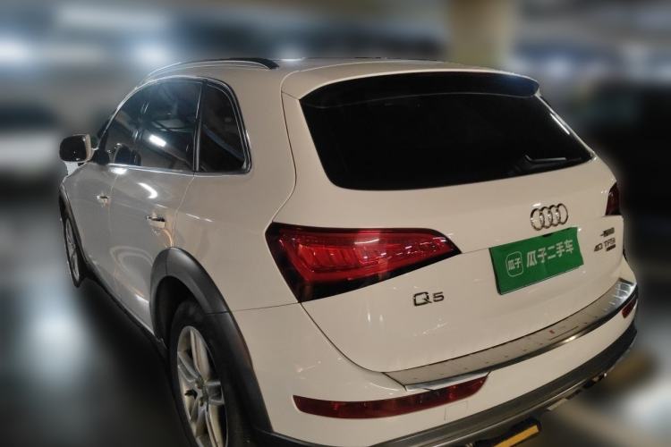 Used Audi Q5 2017 Plus 40 TFSI Technology Model Rear Left 45 Deg