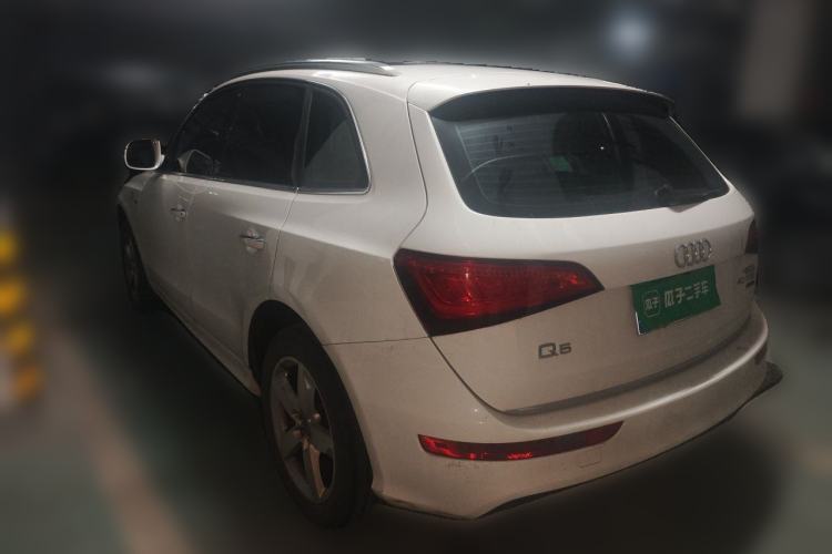 Used Audi Q5 2017 Plus 40 TFSI Ambition Model Rear Left 45 Deg