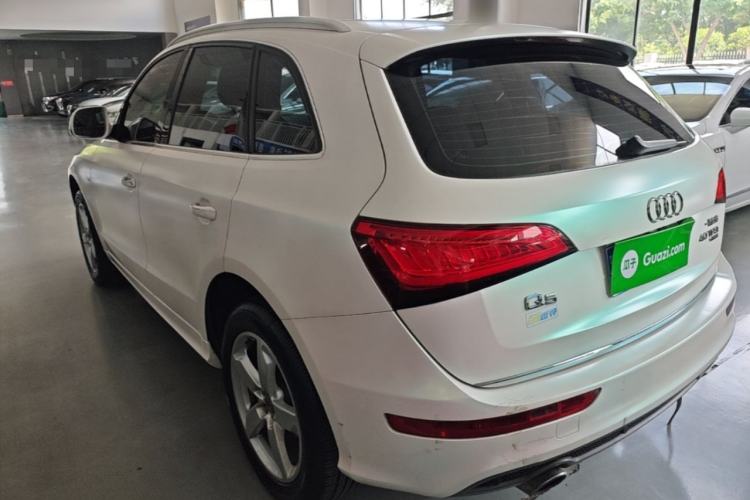 Used Audi Q5 2017 Plus 40 TFSI Technology Model Rear Left 45 Deg