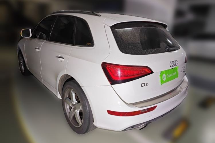Used Audi Q5 2017 Plus 40 TFSI Ambition Model Rear Left 45 Deg