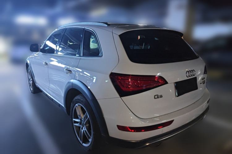 Used Audi Q5 2017 Plus 40 TFSI Technology Model Rear Left 45 Deg