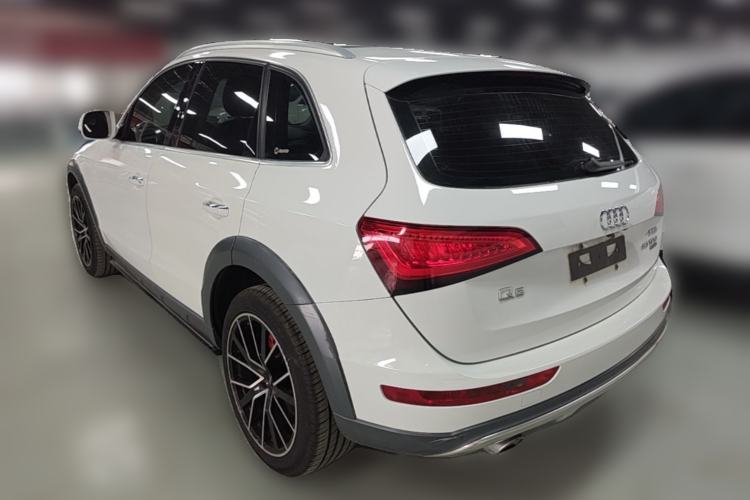 Used Audi Q5 2017 40 TFSI Technology Edition Rear Left 45 Deg