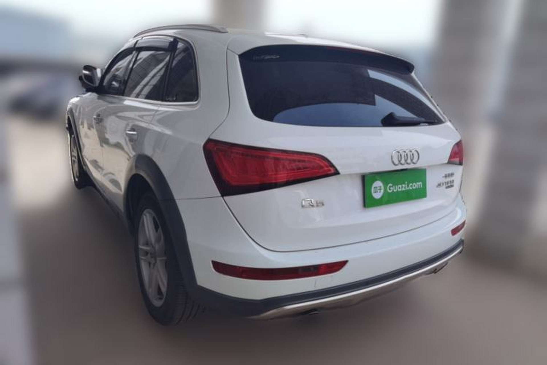 Used Audi Q5 2017 Plus 40 TFSI Comfort Model Rear Left 45 Deg