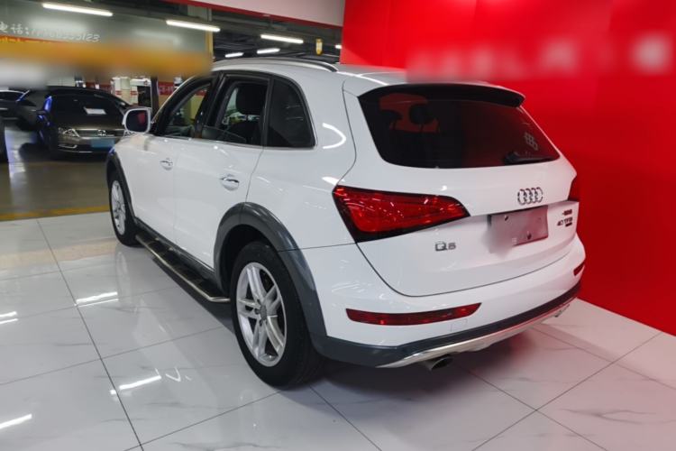 Used Audi Q5 2017 Plus 40 TFSI Technology Model Rear Left 45 Deg