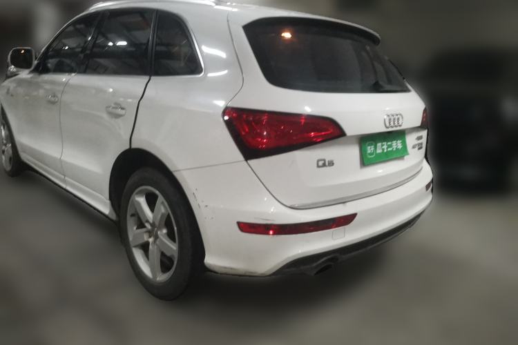 Used Audi Q5 2017 Plus 40 TFSI Ambition Model Rear Left 45 Deg