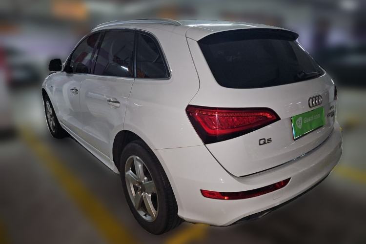 Used Audi Q5 2017 Plus 40 TFSI Ambition Model Rear Left 45 Deg