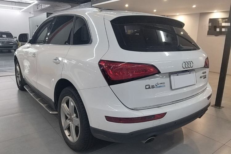 Used Audi Q5 2017 40 TFSI Ambition Edition Rear Left 45 Deg