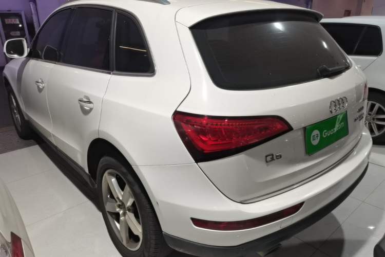 Used Audi Q5 2017 40 TFSI Ambition Edition Rear Left 45 Deg